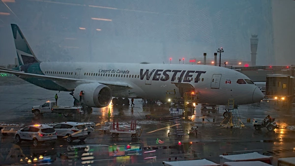 West Jet - Calgary Airport