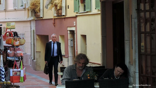 Sidewalk Cafe - Rue de Basse